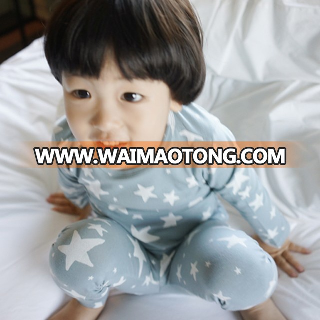 2015 New fashion design of kid pajamas wholesale child clothes set